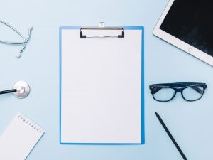 stethoscope-glasses-near-clipboard-tablet(1)